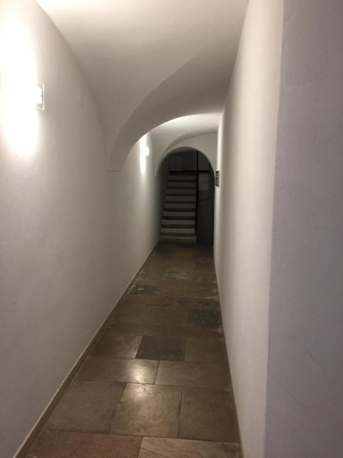 Central Suite Apartment Bari Exterior photo